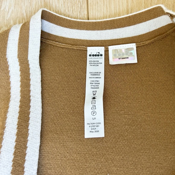 Diadora Luxe Collection Long Cardigan ☕️🧥 - Picture 3 of 3